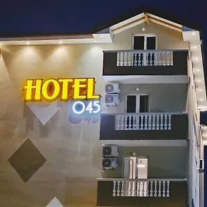 045 Hotel